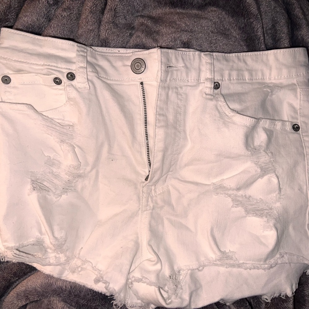 Size, 8 ripped Aeropostale shorts